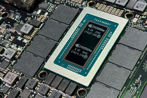 2025-05-02T193451Z_1_LYNXMPEL410WF_RTROPTP_4_USA-CHINA-NVIDIA-1